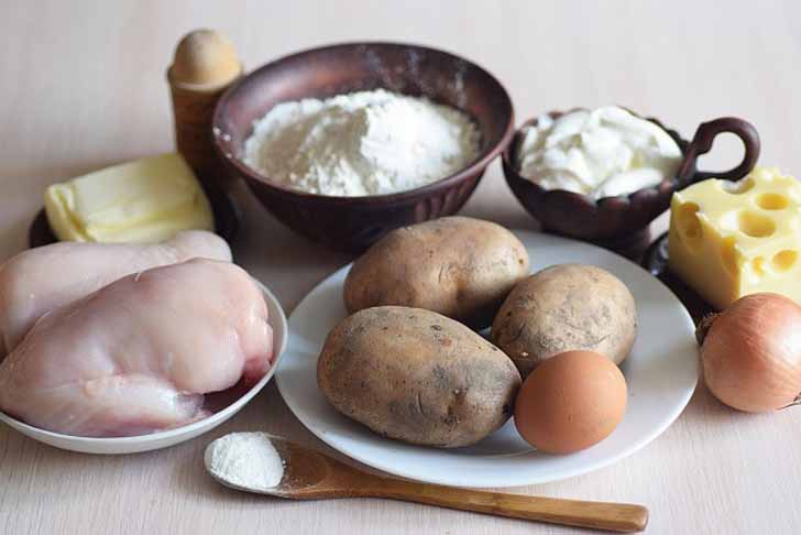 Ингредиенты для открытого пирога с курицей и картофелем