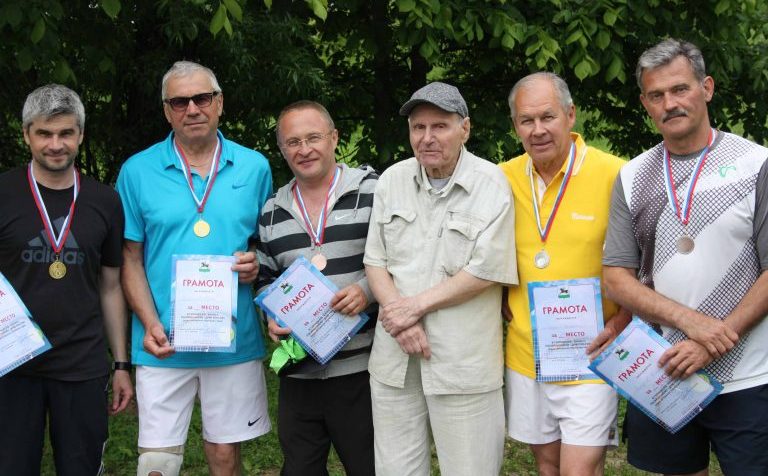 Владимир Горбунов и теннисисты