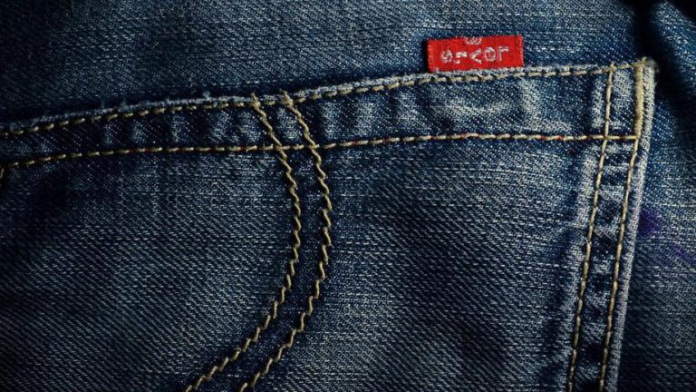 Компания Levi’s рассказала об оптимальной частоте стирки джинсов