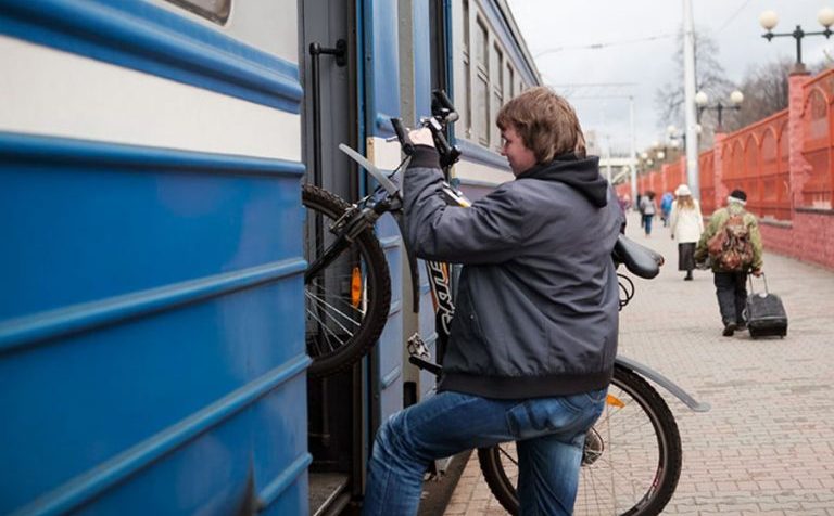 Пассажиры МТ ППК могут бесплатно провозить велосипед в пригородных поездах
