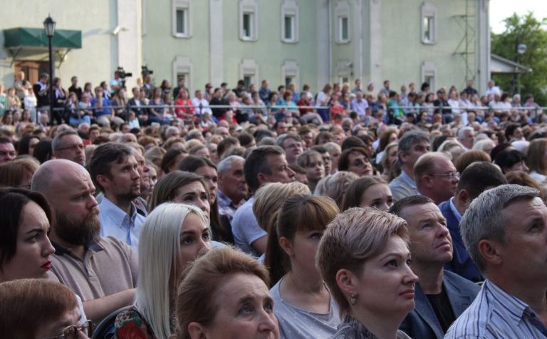 Власти Подмосковья озвучили дату, с которой можно будет проводить массовые мероприятия