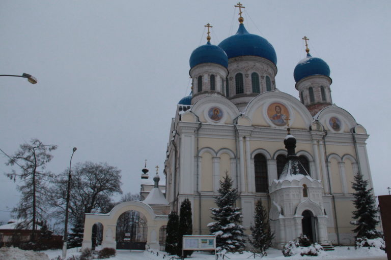 За историей о восстанавливаемых храмах Дмитровского района
