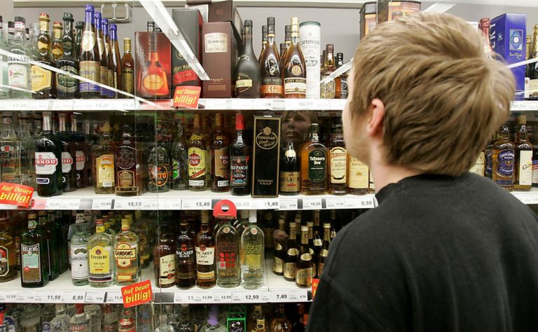 Осуждена за продажу алкоголя несовершеннолетнему