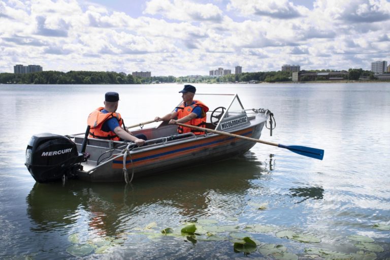 Будьте осторожны на воде!